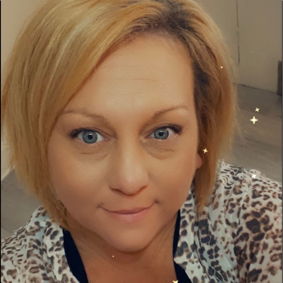 Meet your Posher, Annamarie - Picture 1 of 1